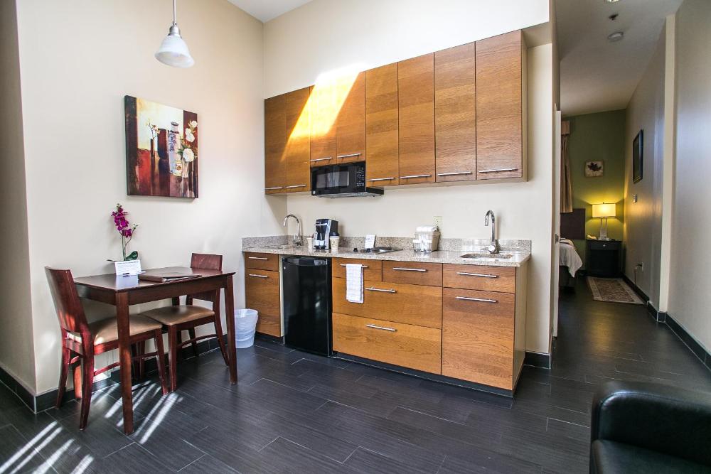 Quadruple Room interior